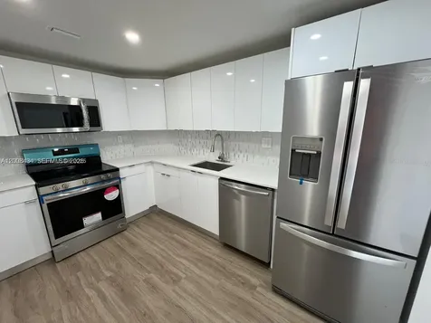 500 Bayview Drive Sunny Isles Beach FL 33160