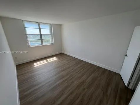 500 Bayview Drive Sunny Isles Beach FL 33160