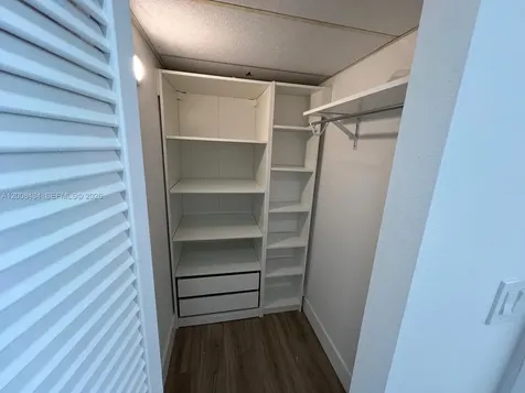 500 Bayview Drive Sunny Isles Beach FL 33160