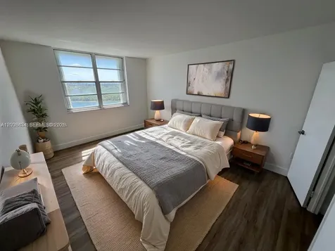 500 Bayview Drive Sunny Isles Beach FL 33160