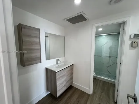 500 Bayview Drive Sunny Isles Beach FL 33160