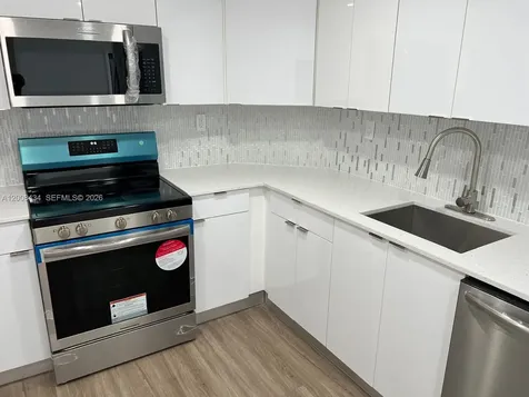 500 Bayview Drive Sunny Isles Beach FL 33160