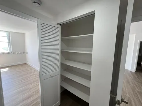 500 Bayview Drive Sunny Isles Beach FL 33160