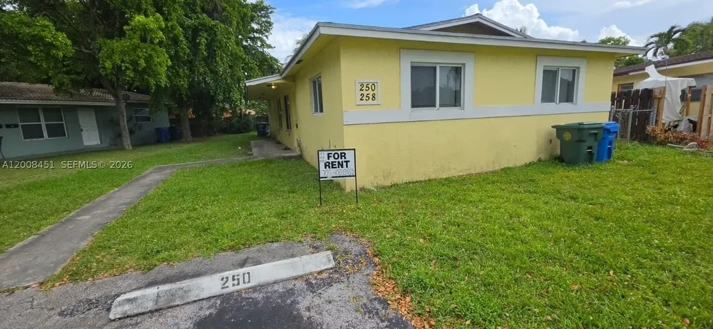 250 NE 41st Street Oakland Park FL 33334
