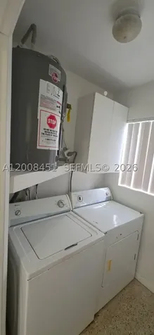 250 NE 41st Street Oakland Park FL 33334