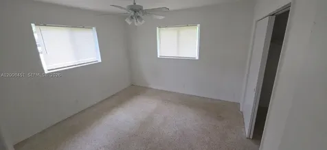 250 NE 41st Street Oakland Park FL 33334