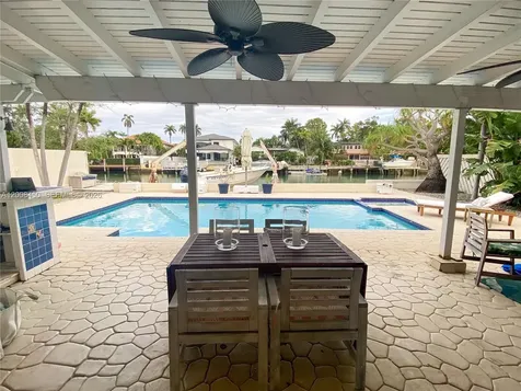 3485 N Meridian Avenue Miami Beach FL 33140