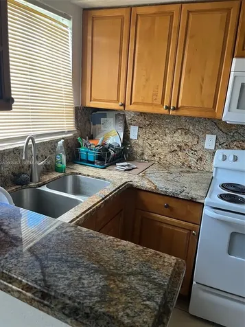403 NW 84th Street Miami FL 33150
