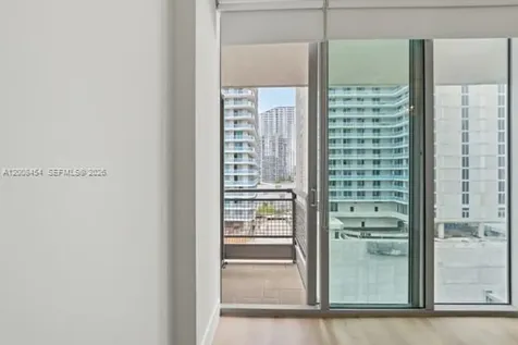 690 SW 1st Court Miami FL 33130