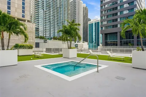 690 SW 1st Court Miami FL 33130