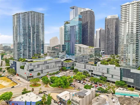 690 SW 1st Court Miami FL 33130