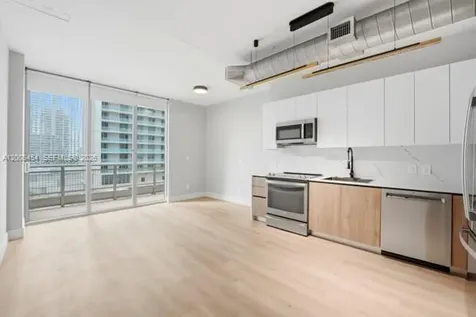 690 SW 1st Court Miami FL 33130