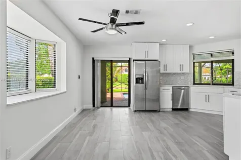 1768 NW 97th Terrace Coral Springs FL 33071