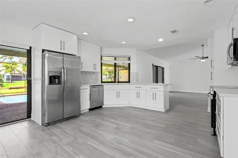 1768 NW 97th Terrace Coral Springs FL 33071