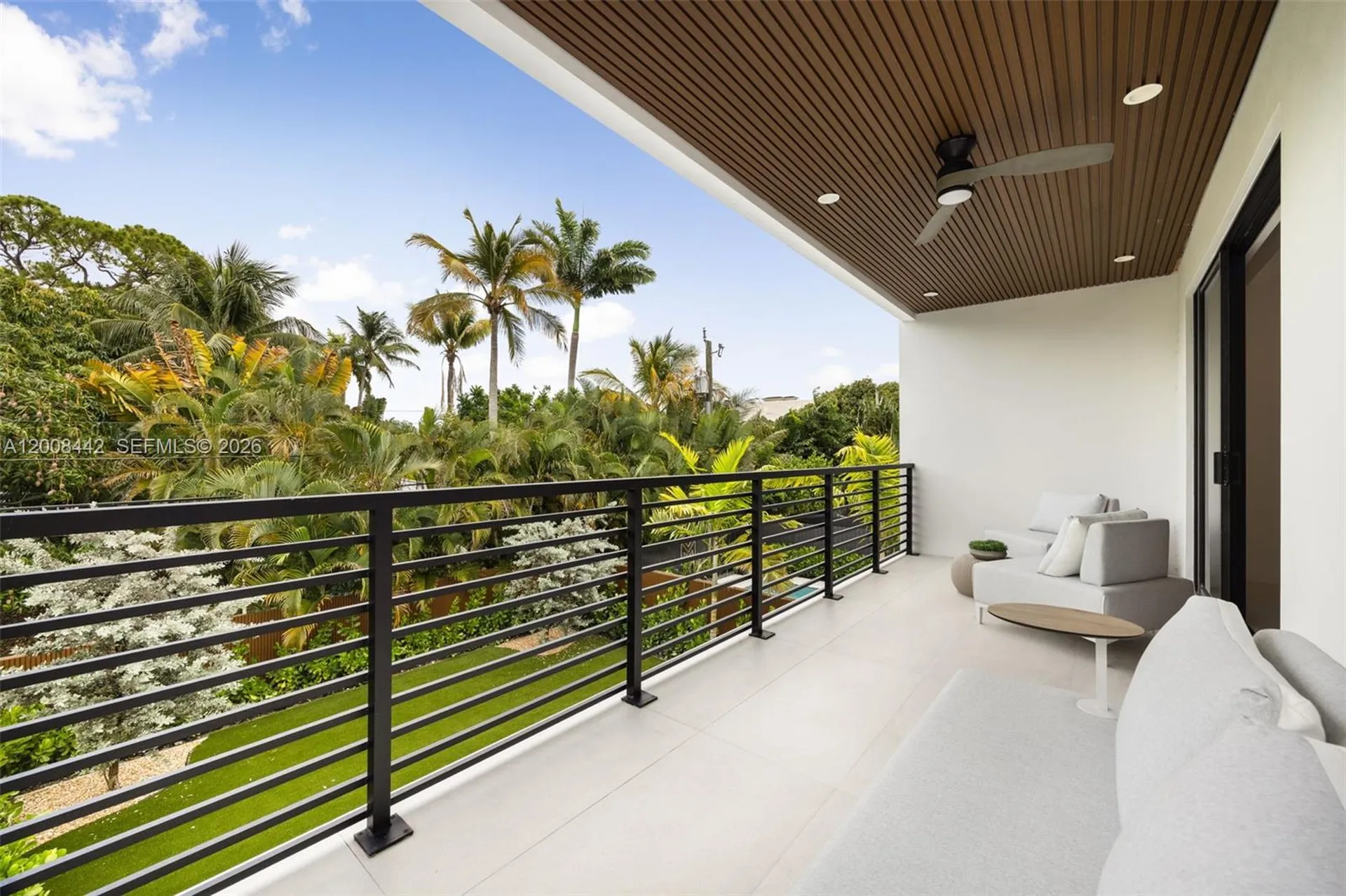 1122 NE 10 Fort Lauderdale FL 33304