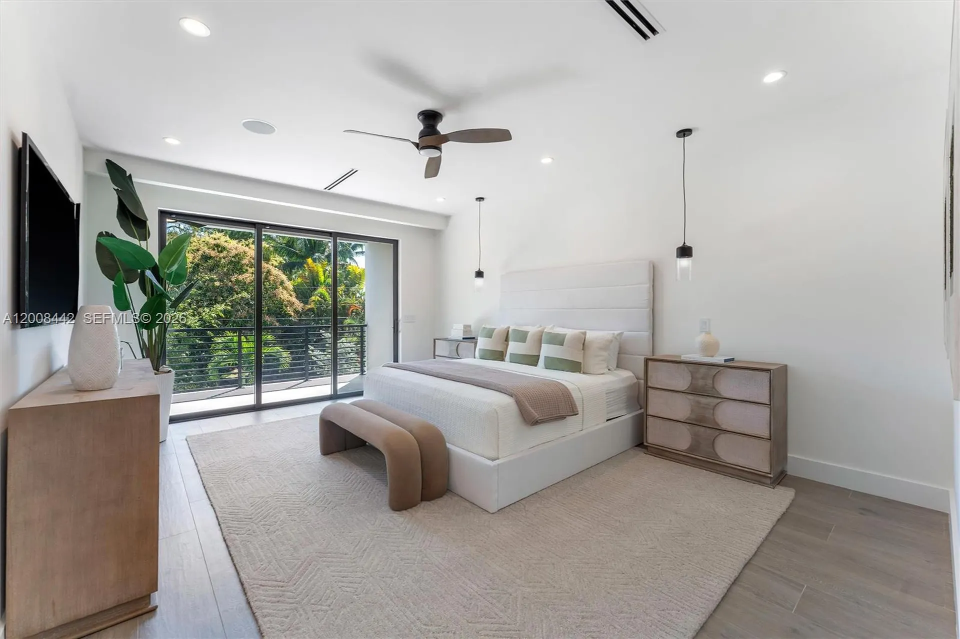 1122 NE 10 Fort Lauderdale FL 33304