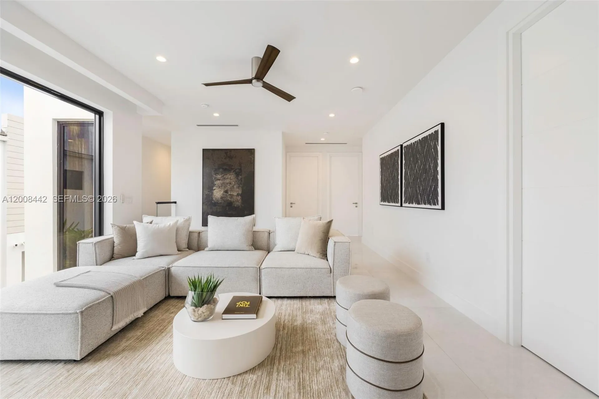1122 NE 10 Fort Lauderdale FL 33304