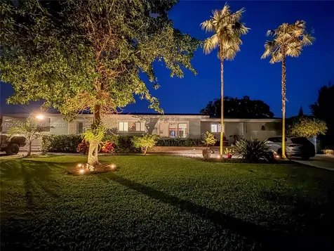17260 SW 299th Street Homestead FL 33030