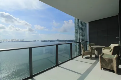480 NE 31 Miami FL 33137