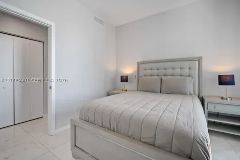 480 NE 31 Miami FL 33137