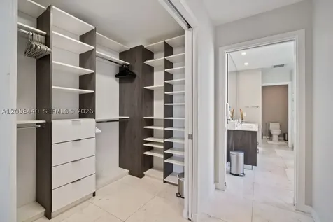 480 NE 31 Miami FL 33137