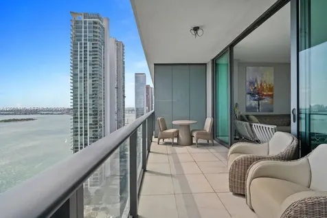 480 NE 31 Miami FL 33137