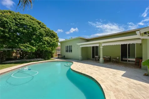 14590 SW 84th Court Palmetto Bay FL 33158
