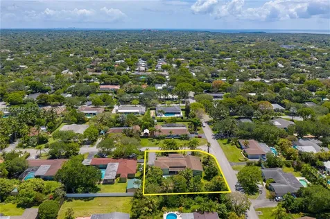 14590 SW 84th Court Palmetto Bay FL 33158