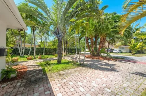 540 S Shore Drive Miami Beach FL 33141