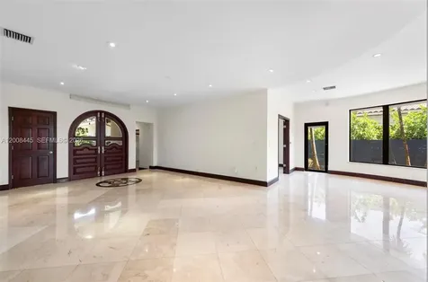540 S Shore Drive Miami Beach FL 33141