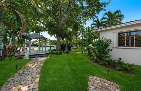 540 S Shore Drive Miami Beach FL 33141