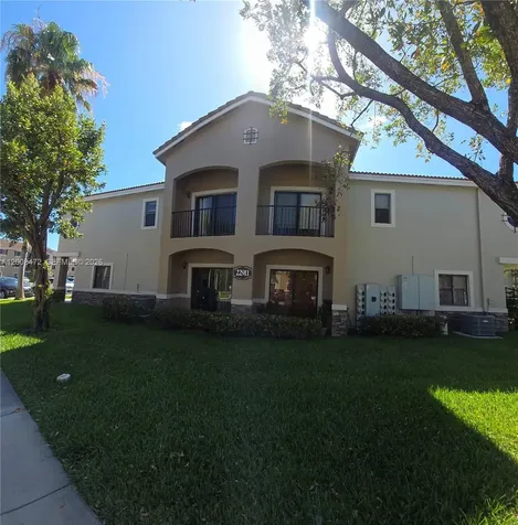 22911 SW 88th Place Cutler Bay FL 33190
