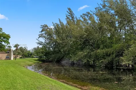 110 Lake Meryl Drive West Palm Beach FL 33411