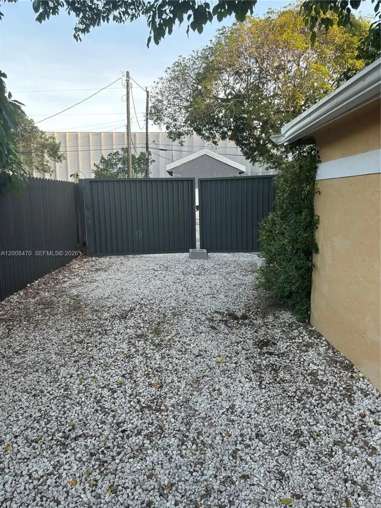 1416 SW 33rd Court Fort Lauderdale FL 33315