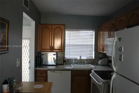 9480 Sunrise Lakes Boulevard Sunrise FL 33322