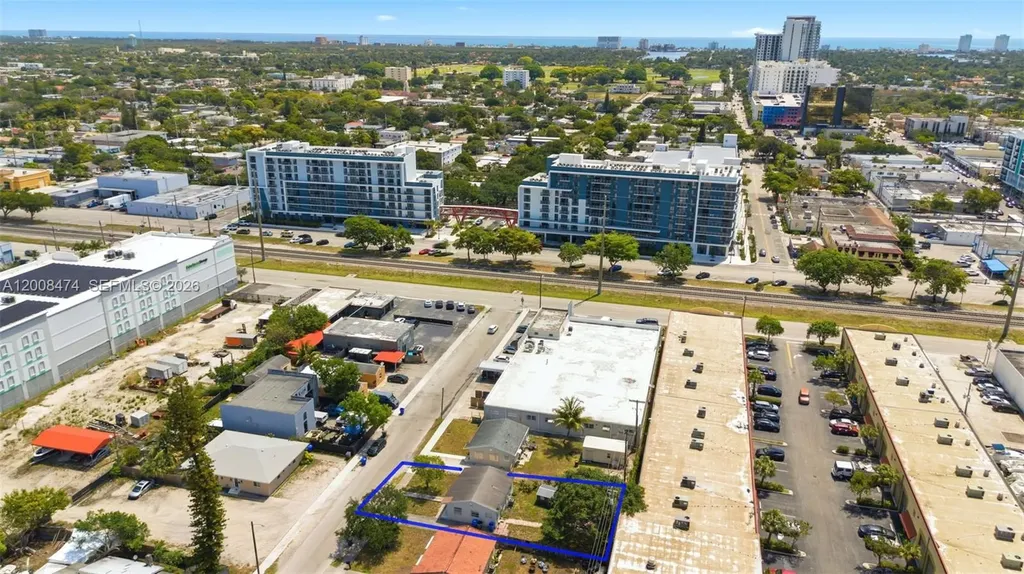 2124 Taylor Street Hollywood FL 33020