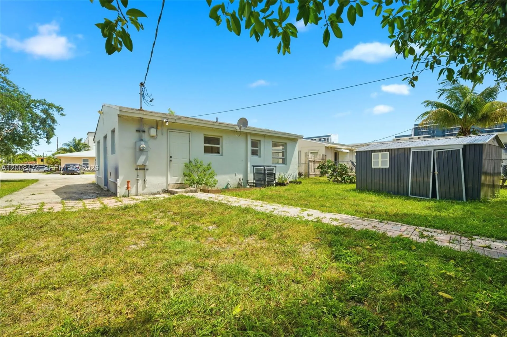 2124 Taylor Street Hollywood FL 33020