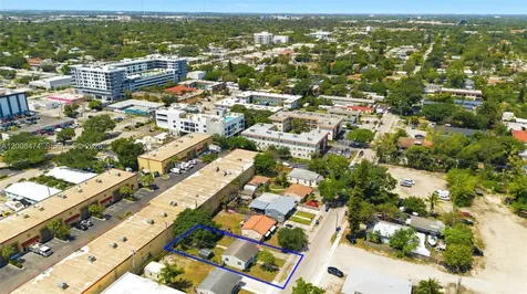 2124 Taylor Street Hollywood FL 33020