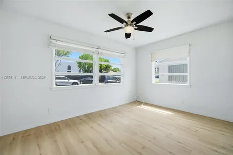 2124 Taylor Street Hollywood FL 33020