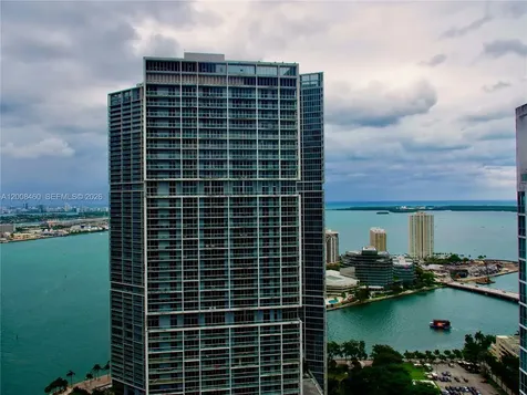 77 SE 5th Street Miami FL 33131