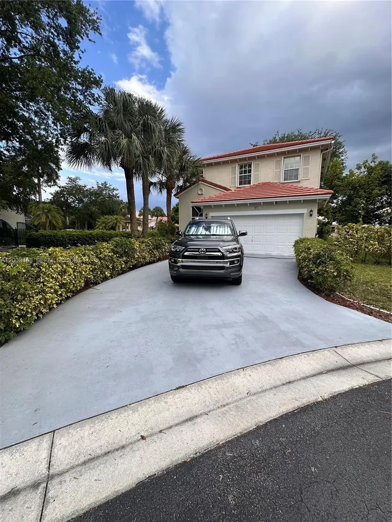 4852 NW 19th Street Coconut Creek FL 33063