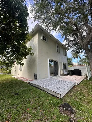 4852 NW 19th Street Coconut Creek FL 33063