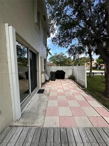 4852 NW 19th Street Coconut Creek FL 33063