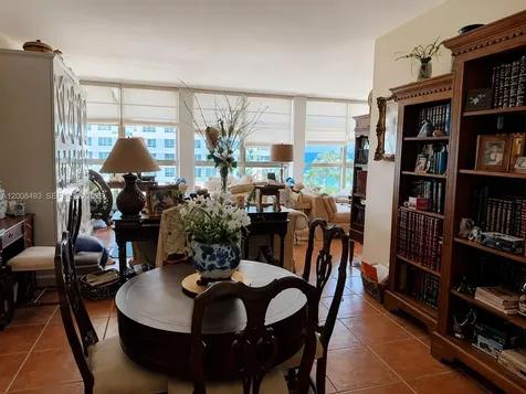 5055 Collins Avenue Miami Beach FL 33140