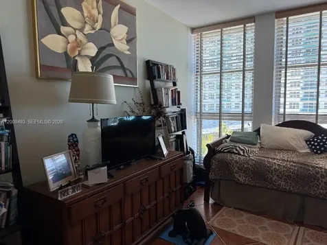 5055 Collins Avenue Miami Beach FL 33140