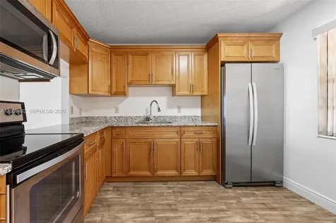 145 Lake Nancy Lane West Palm Beach FL 33411