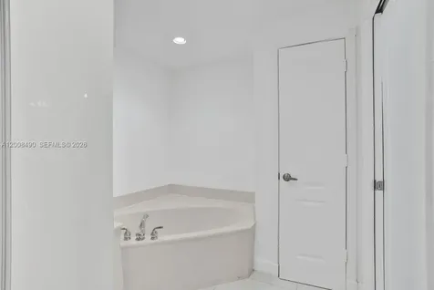 10750 NW 66th Street Doral FL 33178