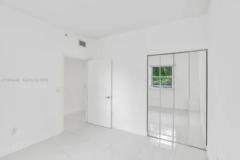 10750 NW 66th Street Doral FL 33178