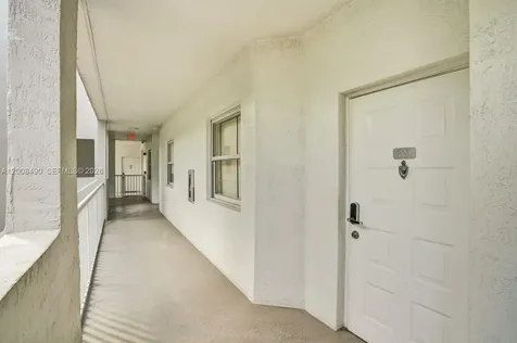 10750 NW 66th Street Doral FL 33178