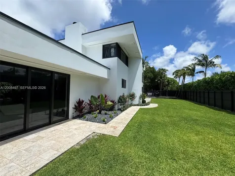 10475 SW 72nd Avenue Pinecrest FL 33156